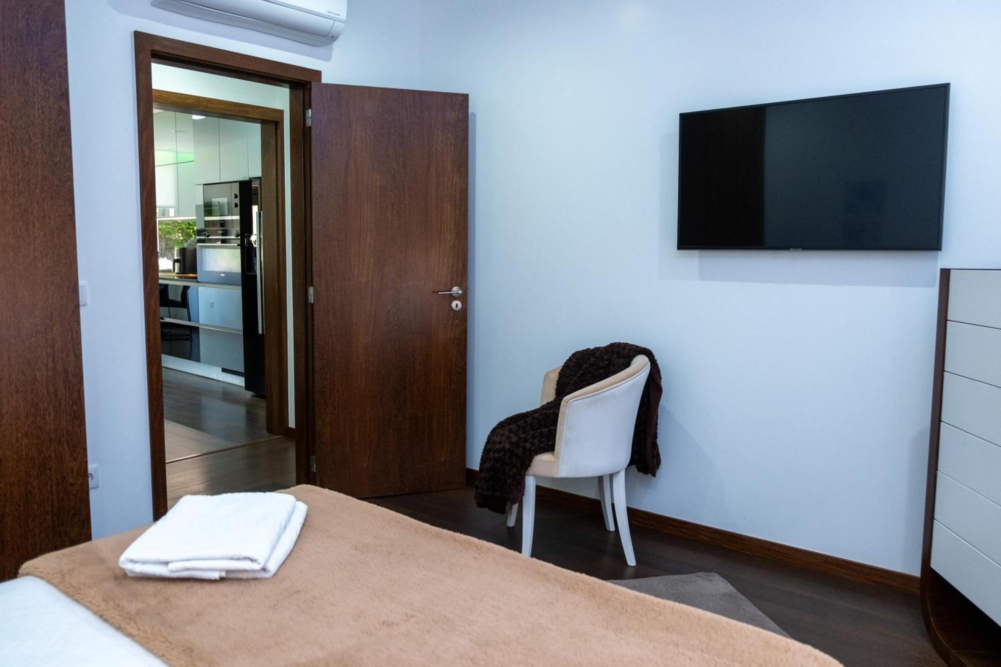 Deluxe Villa Home, Peace & Spa Віла-ду-Конде Екстер'єр фото