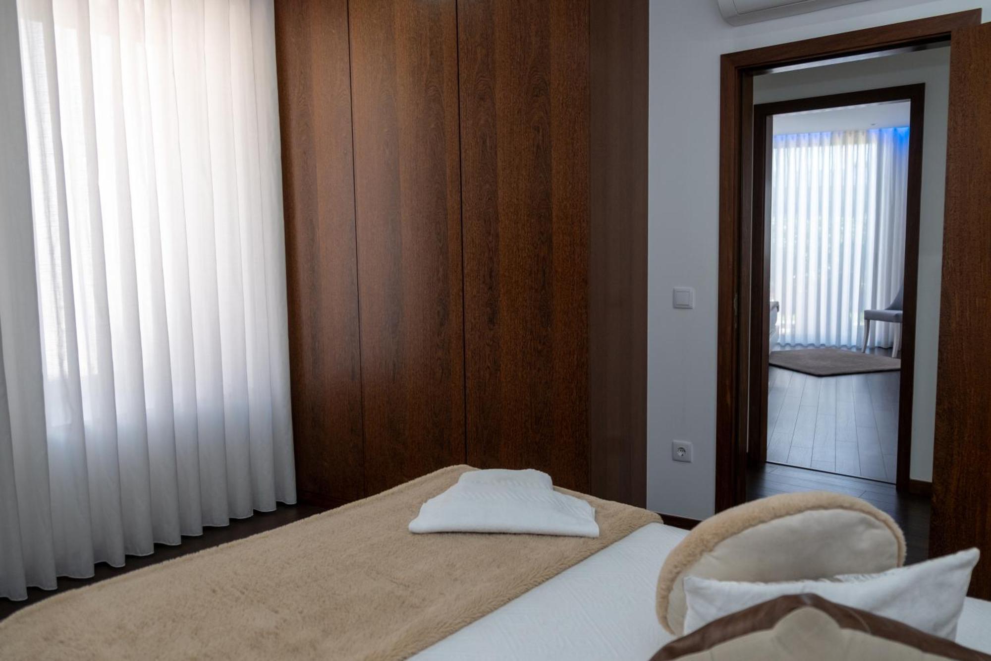 Deluxe Villa Home, Peace & Spa Віла-ду-Конде Екстер'єр фото