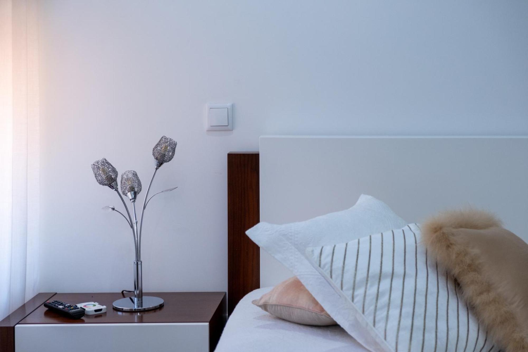Deluxe Villa Home, Peace & Spa Віла-ду-Конде Екстер'єр фото