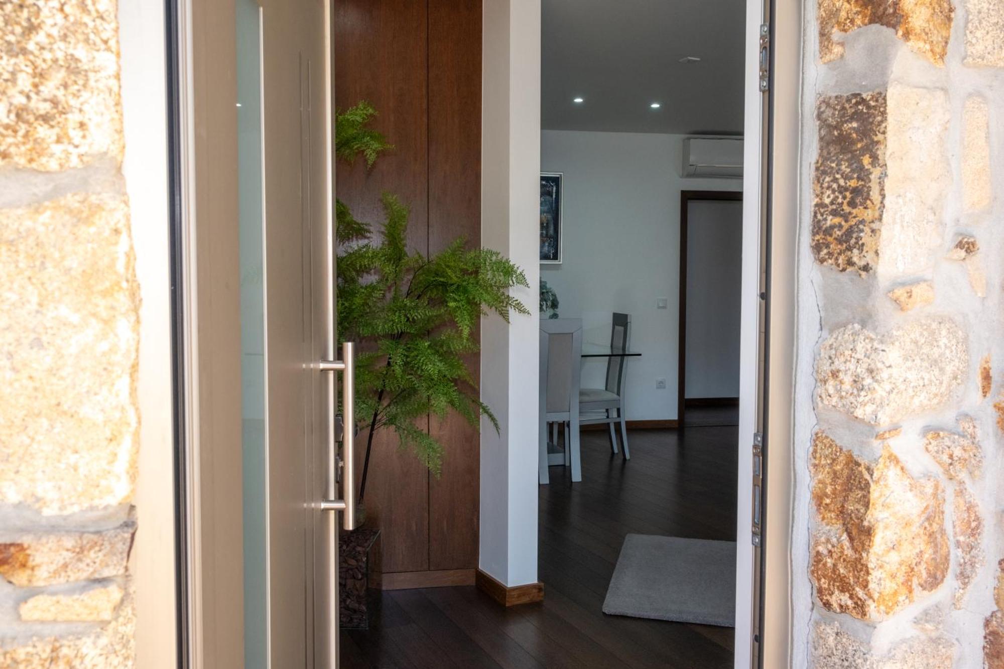 Deluxe Villa Home, Peace & Spa Віла-ду-Конде Екстер'єр фото