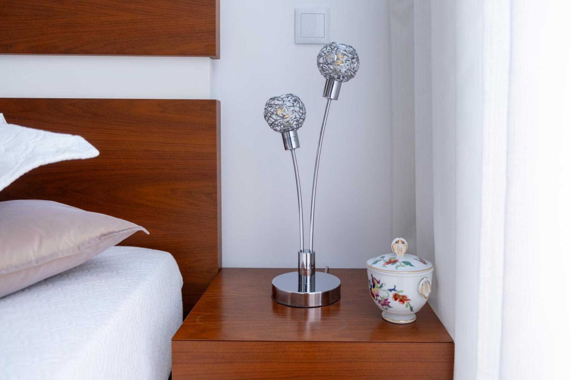 Deluxe Villa Home, Peace & Spa Віла-ду-Конде Екстер'єр фото
