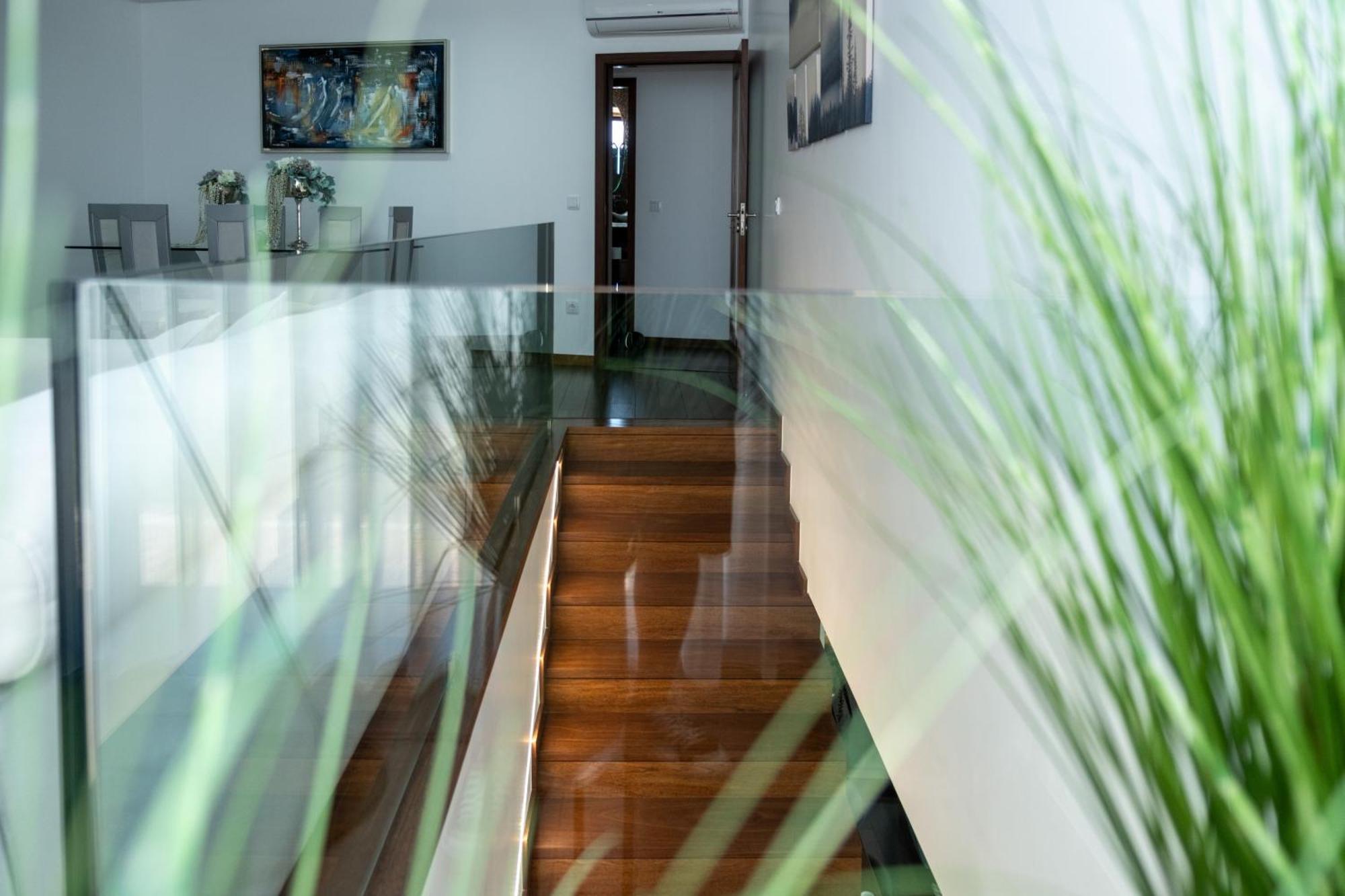 Deluxe Villa Home, Peace & Spa Віла-ду-Конде Екстер'єр фото