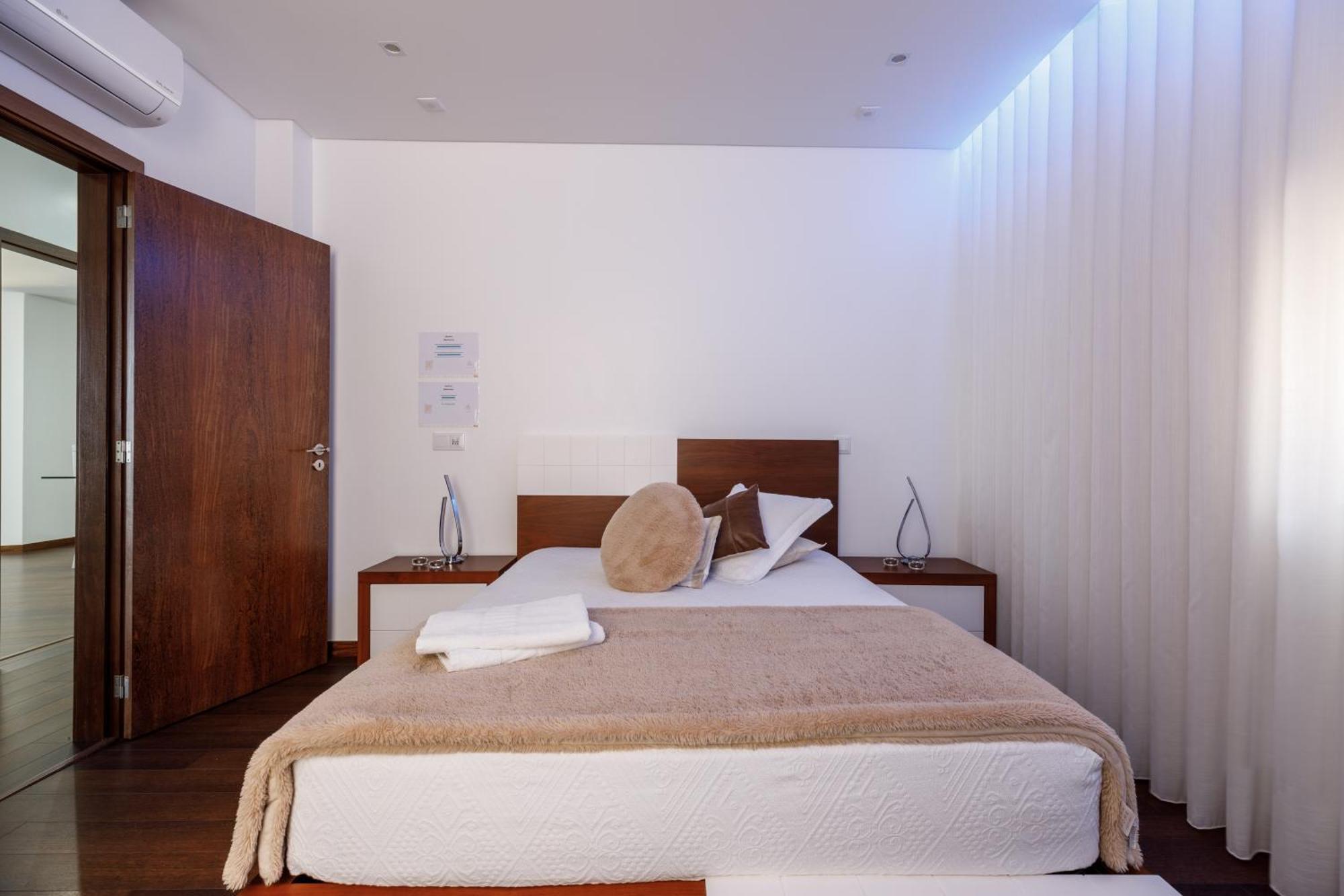 Deluxe Villa Home, Peace & Spa Віла-ду-Конде Екстер'єр фото